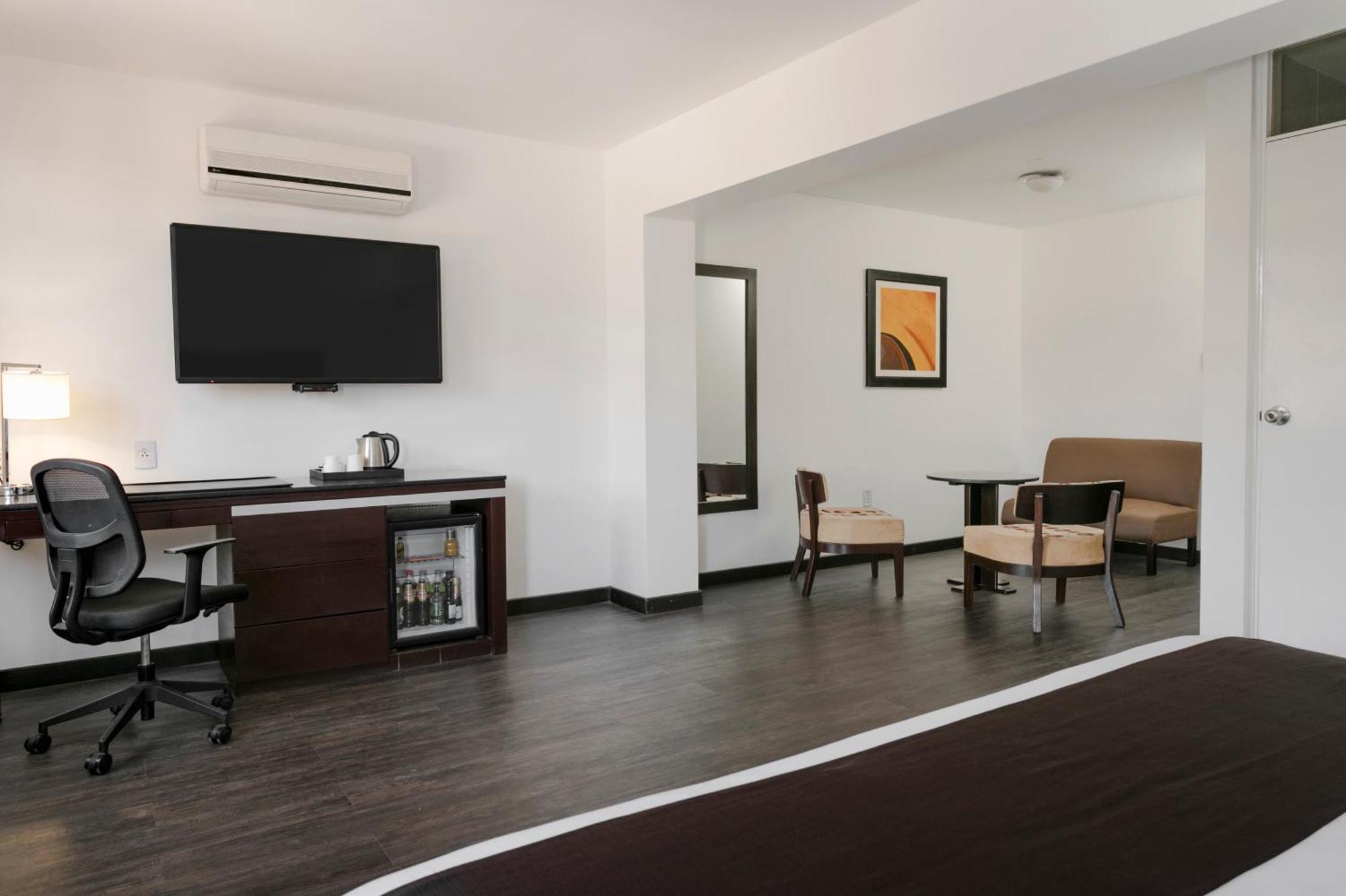 Wyndham Costa Del Sol Chiclayo Hotell Exteriör bild