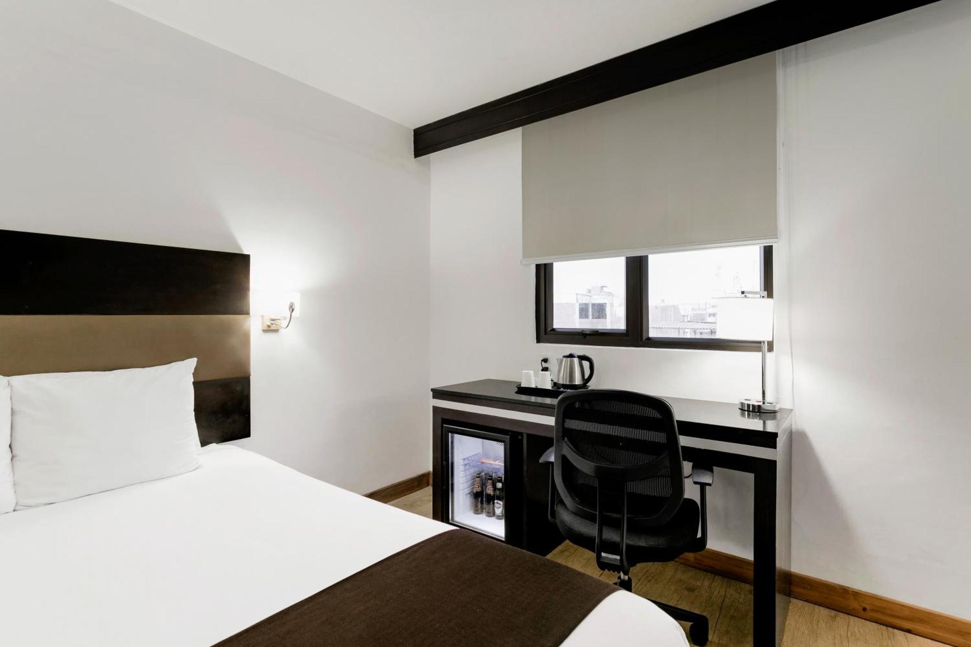 Wyndham Costa Del Sol Chiclayo Hotell Exteriör bild