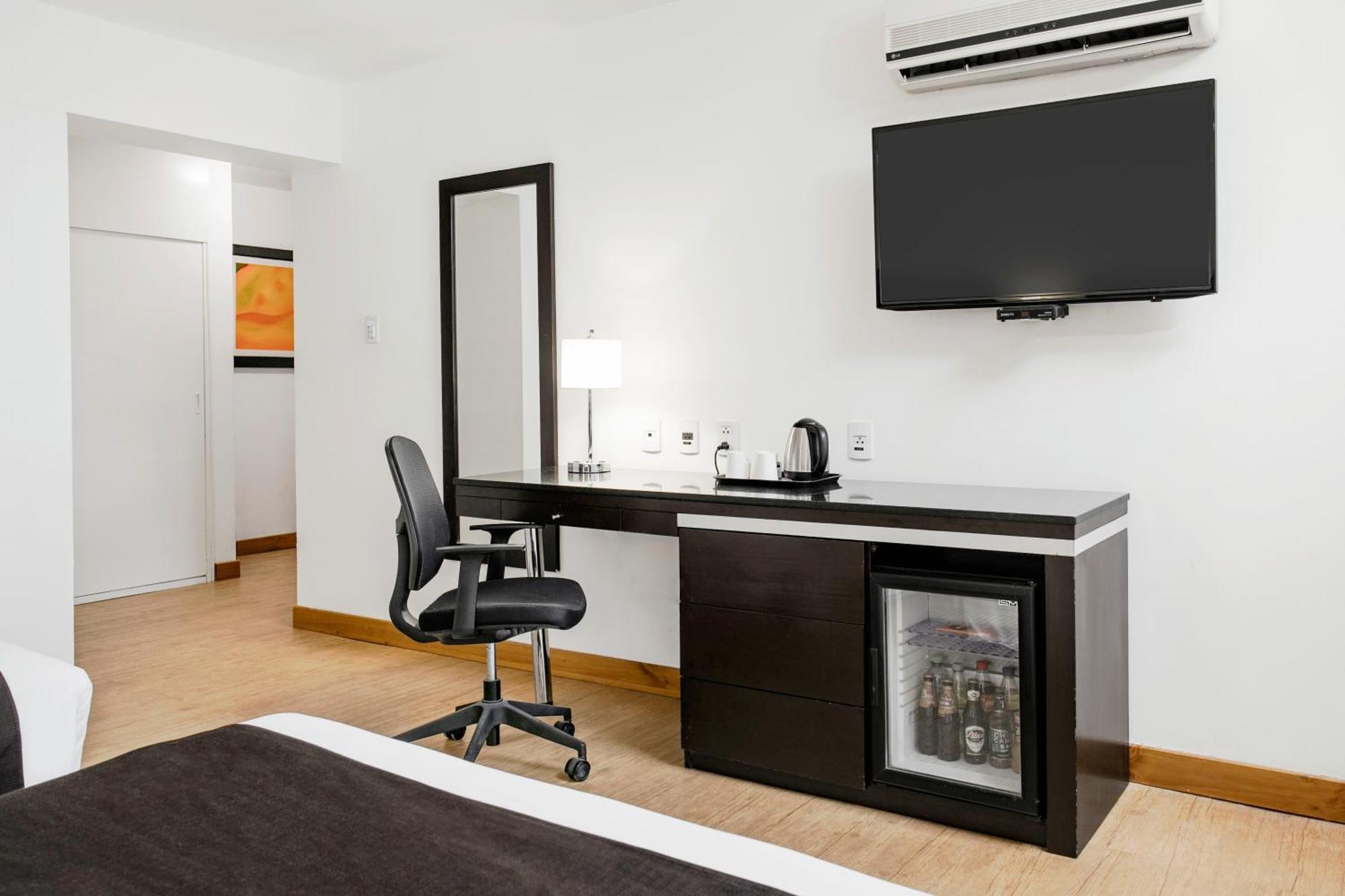 Wyndham Costa Del Sol Chiclayo Hotell Exteriör bild