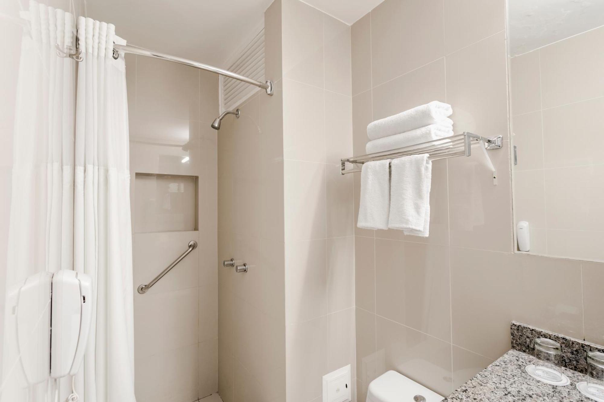 Wyndham Costa Del Sol Chiclayo Hotell Exteriör bild
